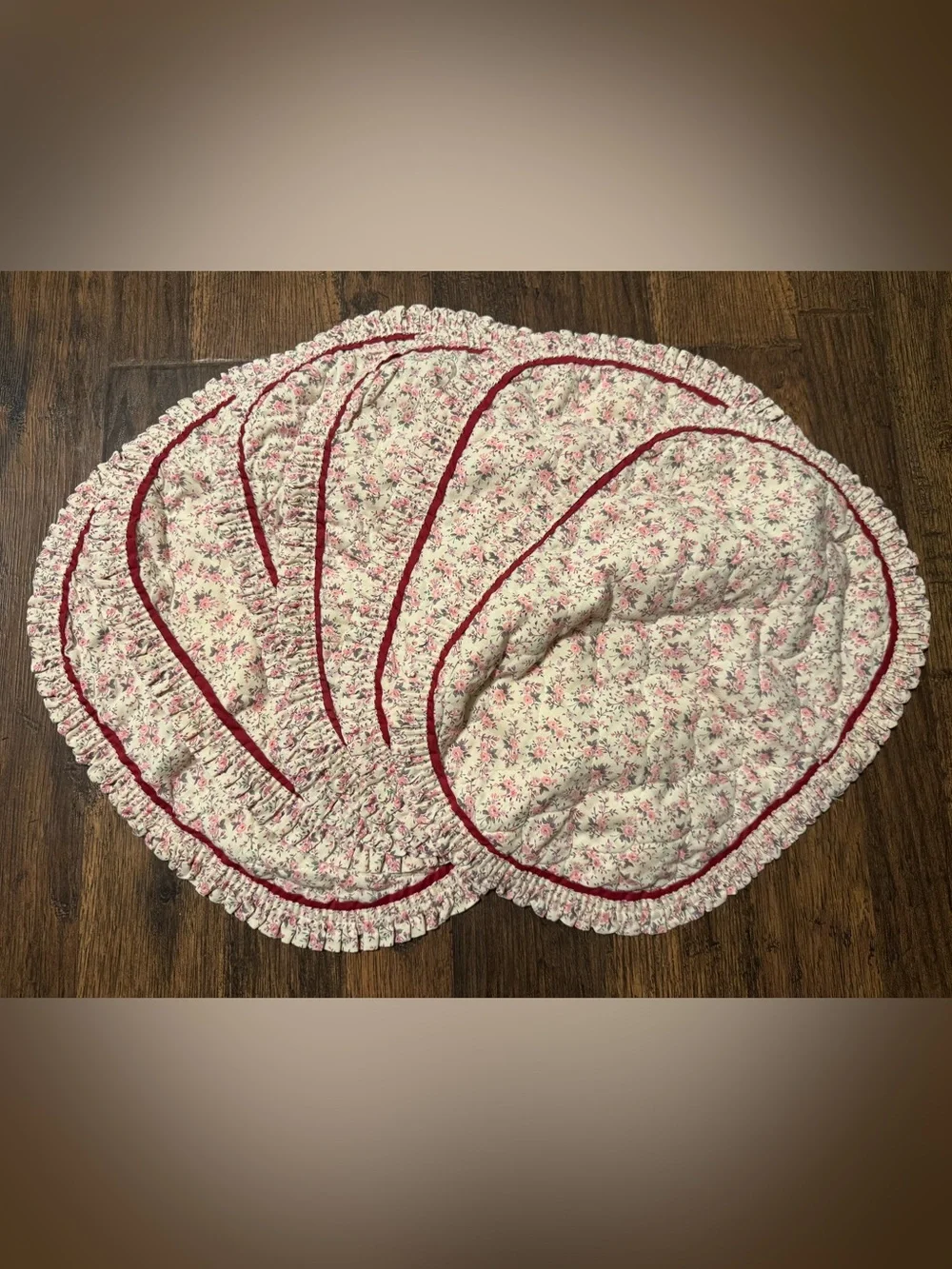 Vintage Floral Quilted Round Placemat Set of 6